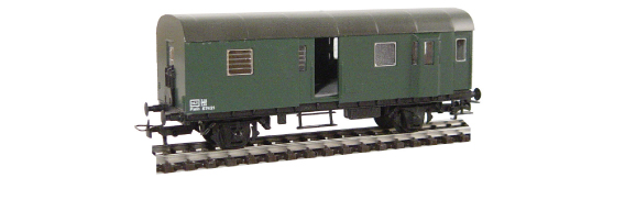 368 ÖBB Luggage Car with Service Compartment green